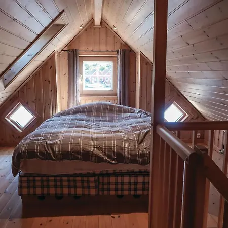 Three-bedroom Holiday In Søgne